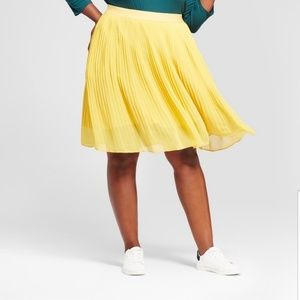 A New Day Yellow Pleated Skirt - Size 4X - NWT